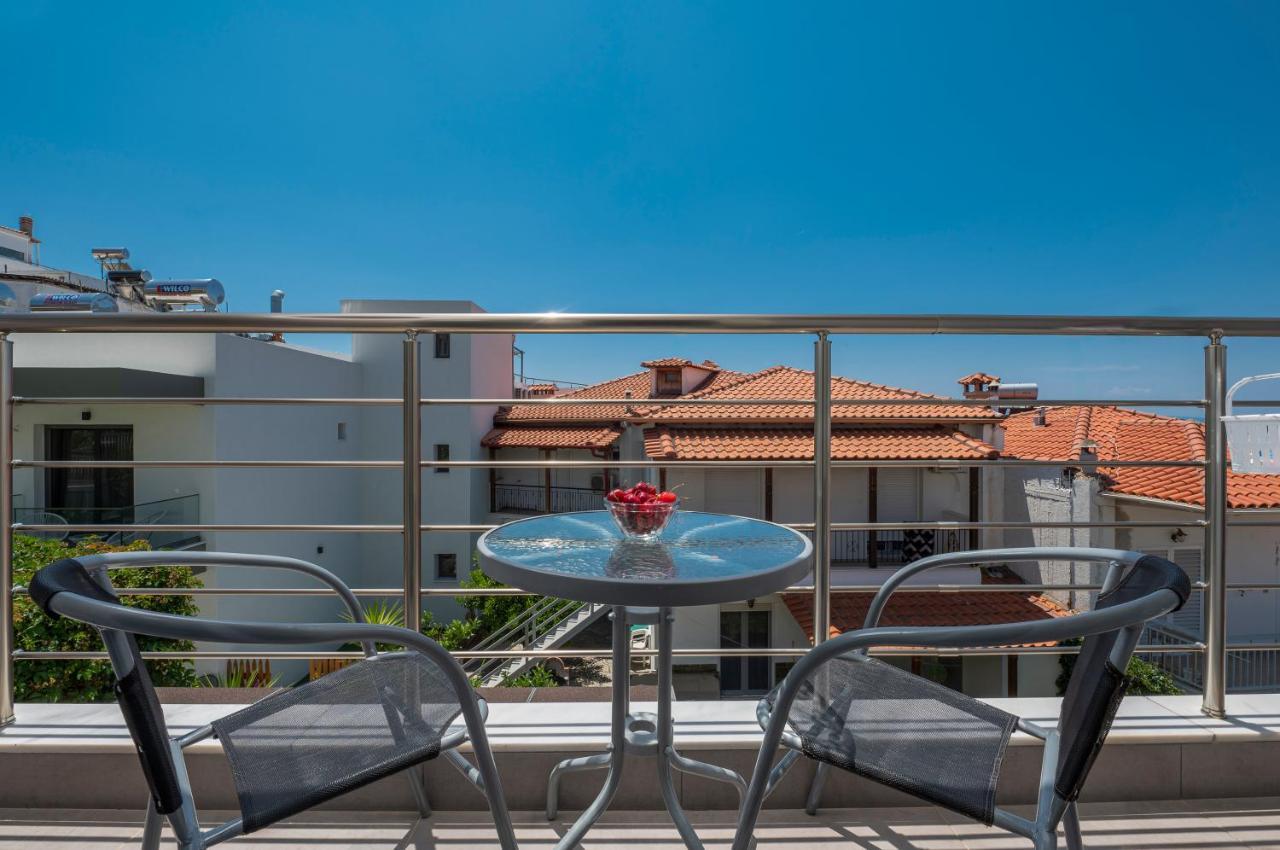 Sunshine Apartments Neos Marmaras Esterno foto